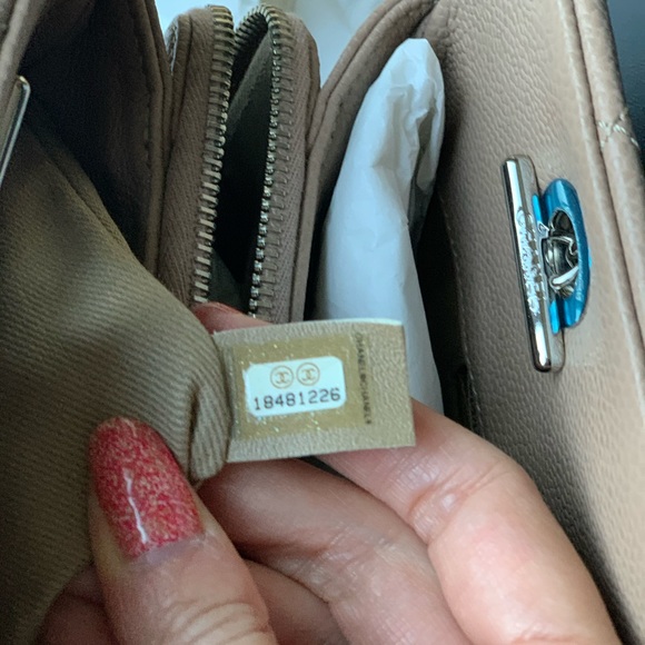 Chanel Timeless Soft Tote - Picture 5 of 8